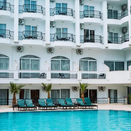 Hotel Beso 4*
