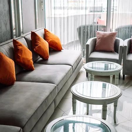 Beso Hotel 4*