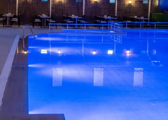 Ξενοδοχείο Beso 4*