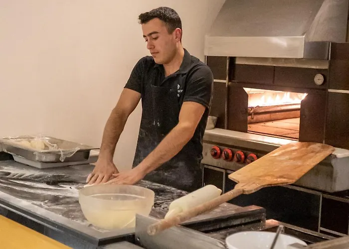 Ξενοδοχείο Beso 4*