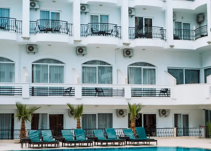 Ξενοδοχείο Beso 4*